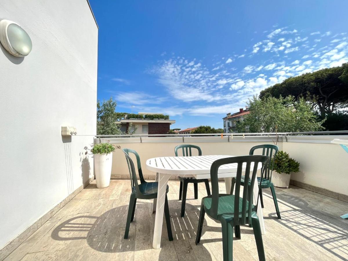 Venere Apartament Tirrenia Exterior foto