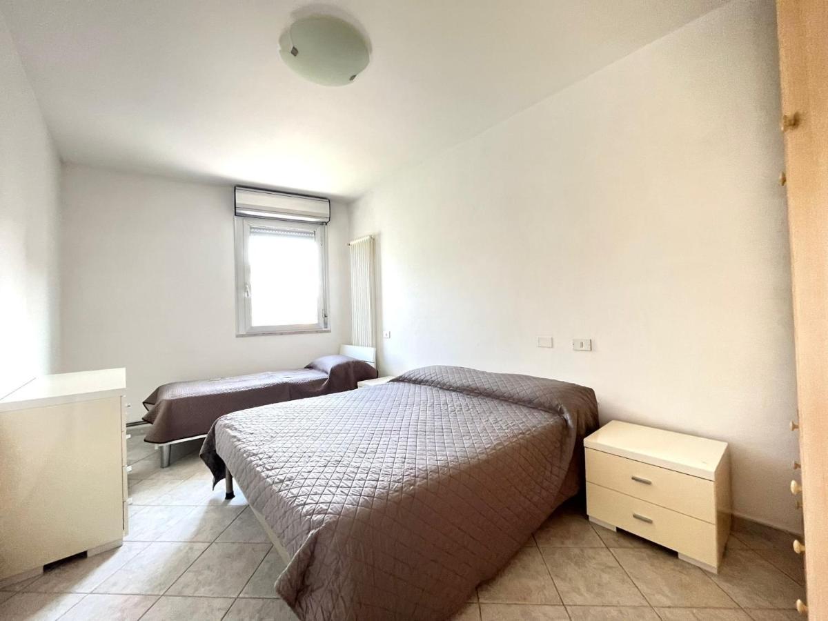 Venere Apartament Tirrenia Exterior foto