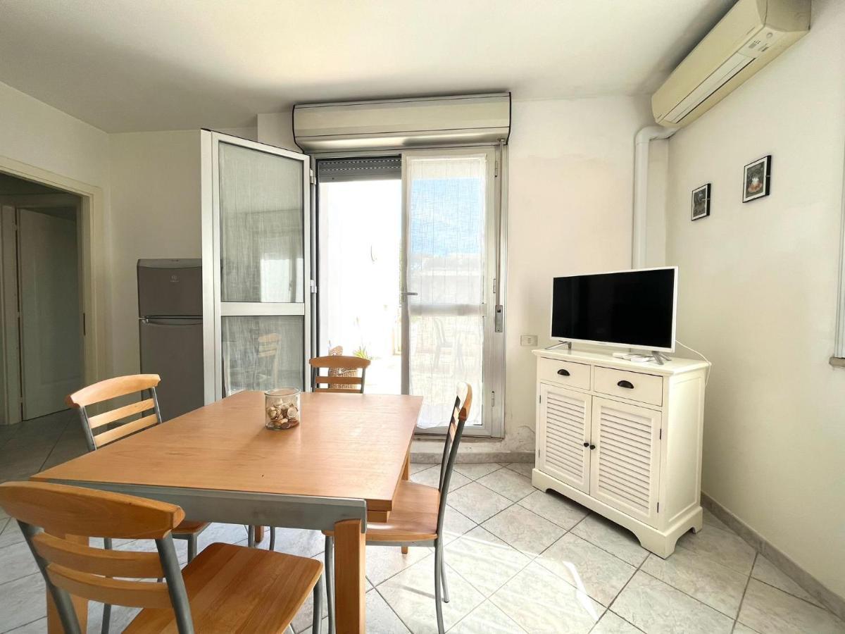 Venere Apartament Tirrenia Exterior foto