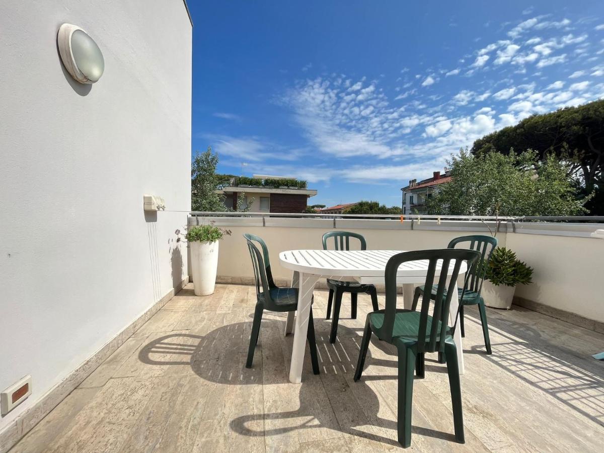 Venere Apartament Tirrenia Exterior foto